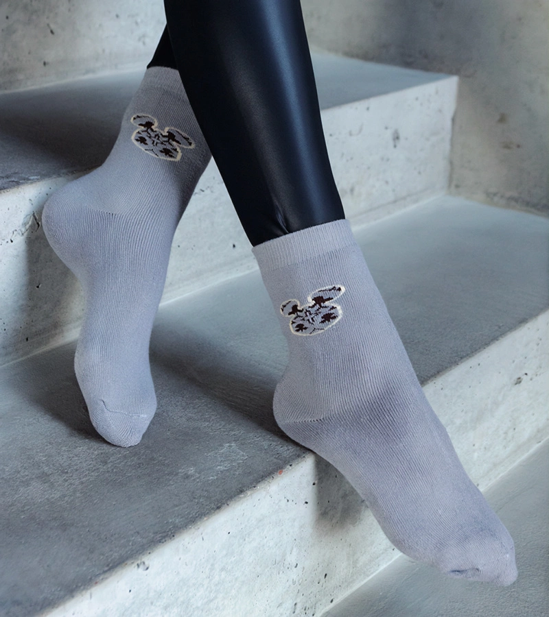 Szare ciepłe skarpetki z myszką