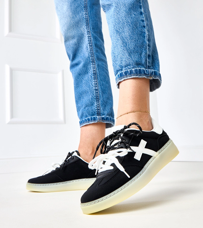 Hers czarne sneakersy na platformie damskie sportowe