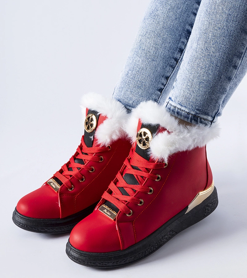 Czerwone sneakersy z białym futerkiem