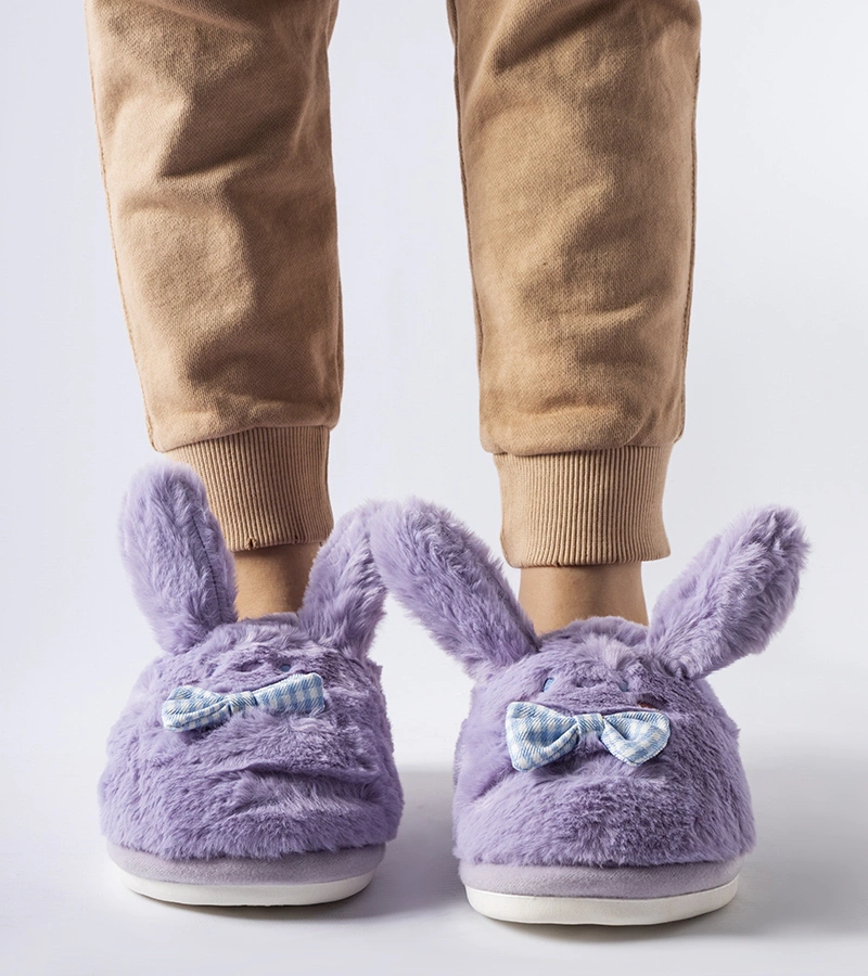 Fioletowe kapcie z uszami i kokardką