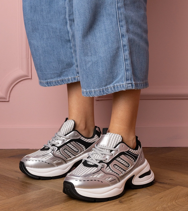 Hers Srebrne sneakersy damskie sportowe