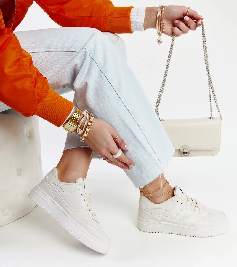 Beżowe sneakersy na platformie