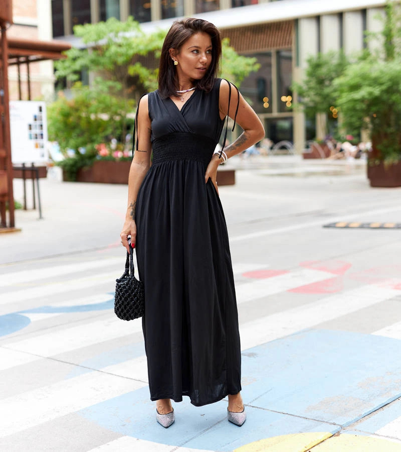 Czarna sukienka maxi