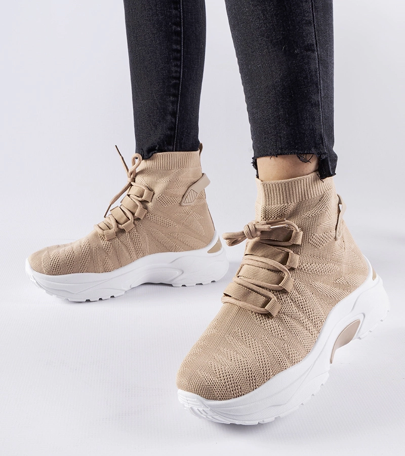 Brązowe wysokie sneakersy z elastyczna cholewką