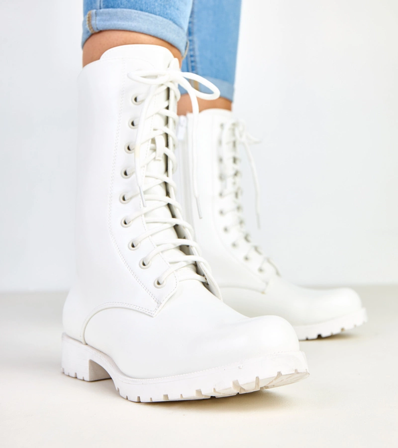 Hers Białe botki damaskie na niskim obcasie