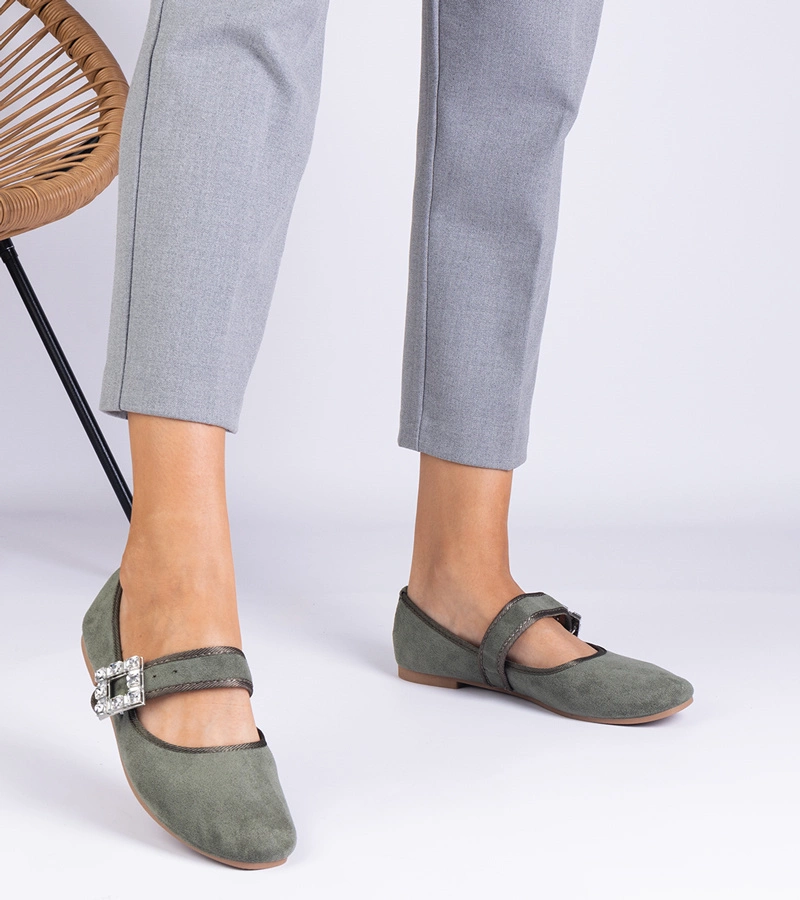 Hers baleriny damskie zielone z klamrą i krysztalikami