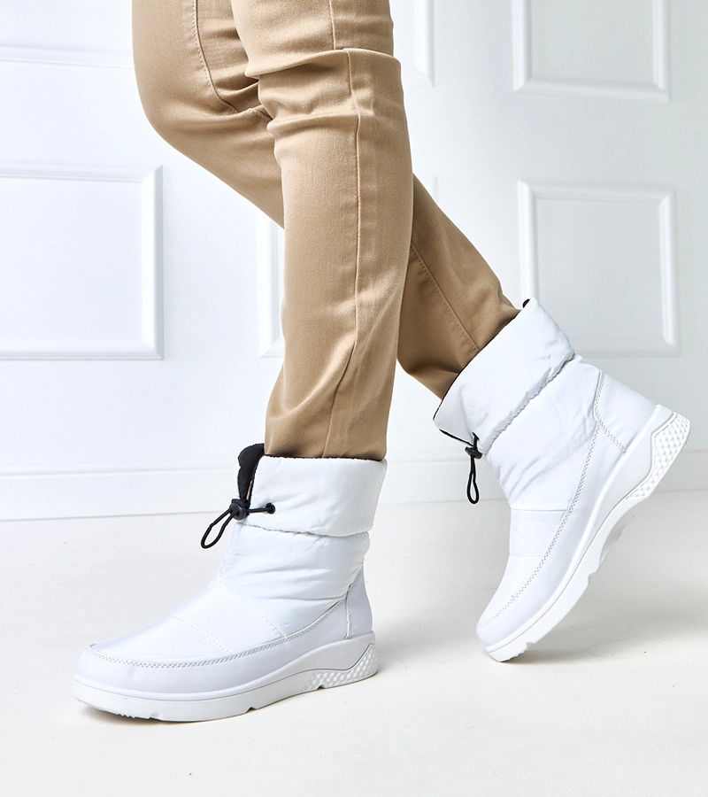 Białe damskie ocieplane śniegowce