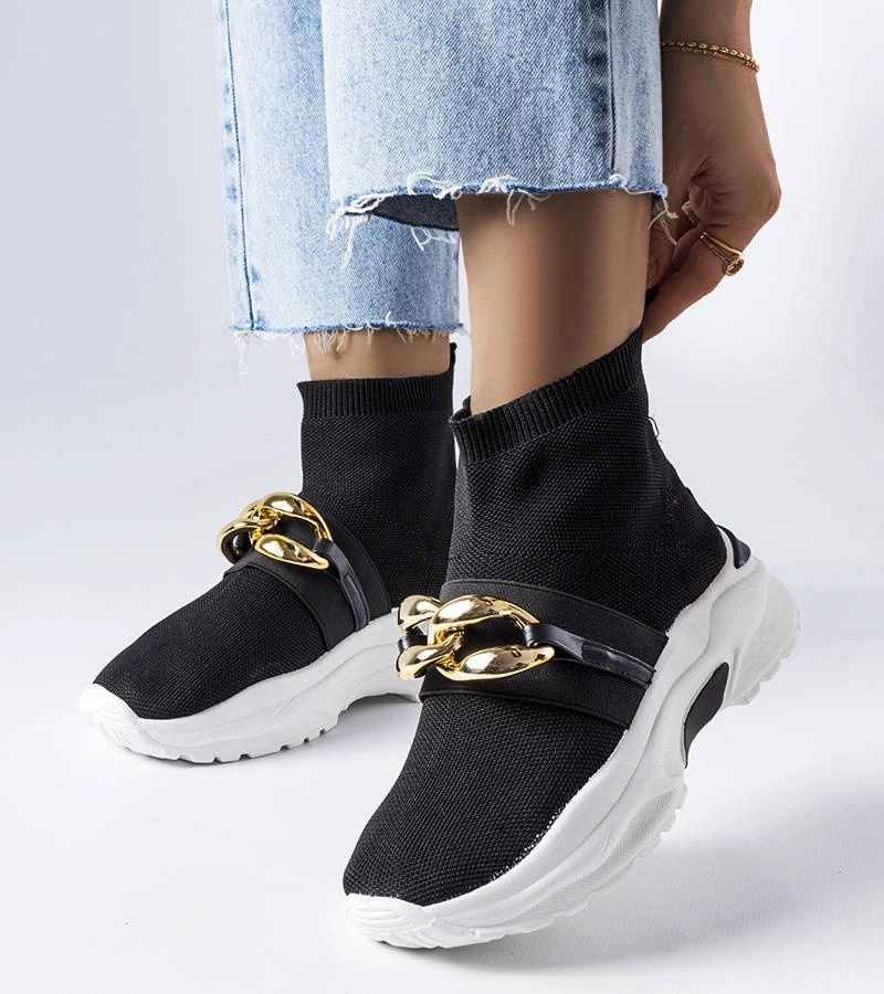 Czarne sportowe sneakersy z łańcuchem