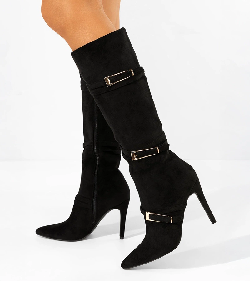 Hers Czarne kozaki na szpilce z ozdobnymi klamerkami