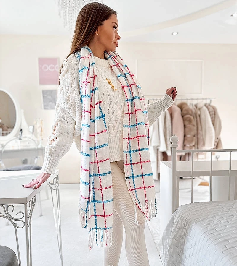 Czarnoniebieski szalik