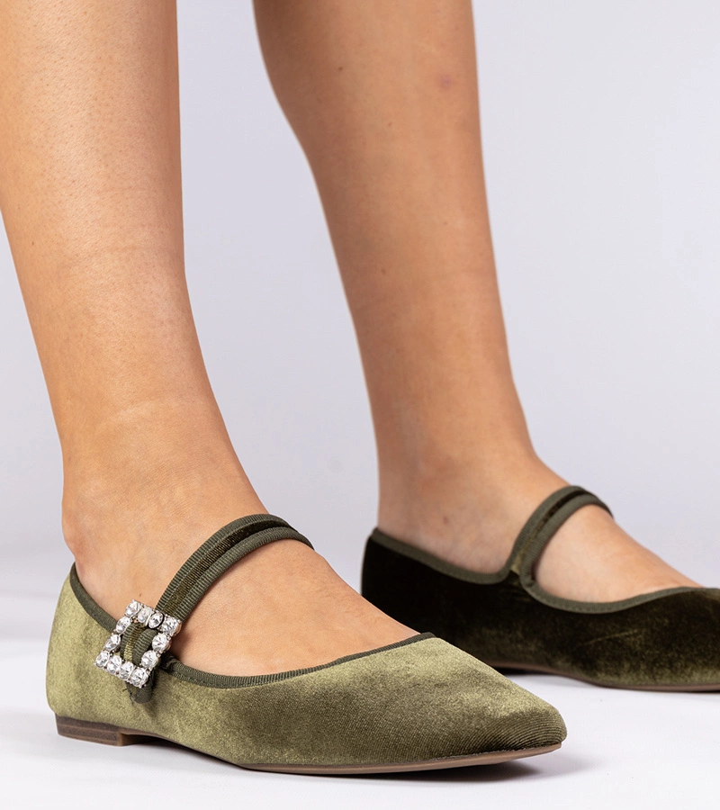 Hers Zielone damskie balerinki welurowe z klamrą