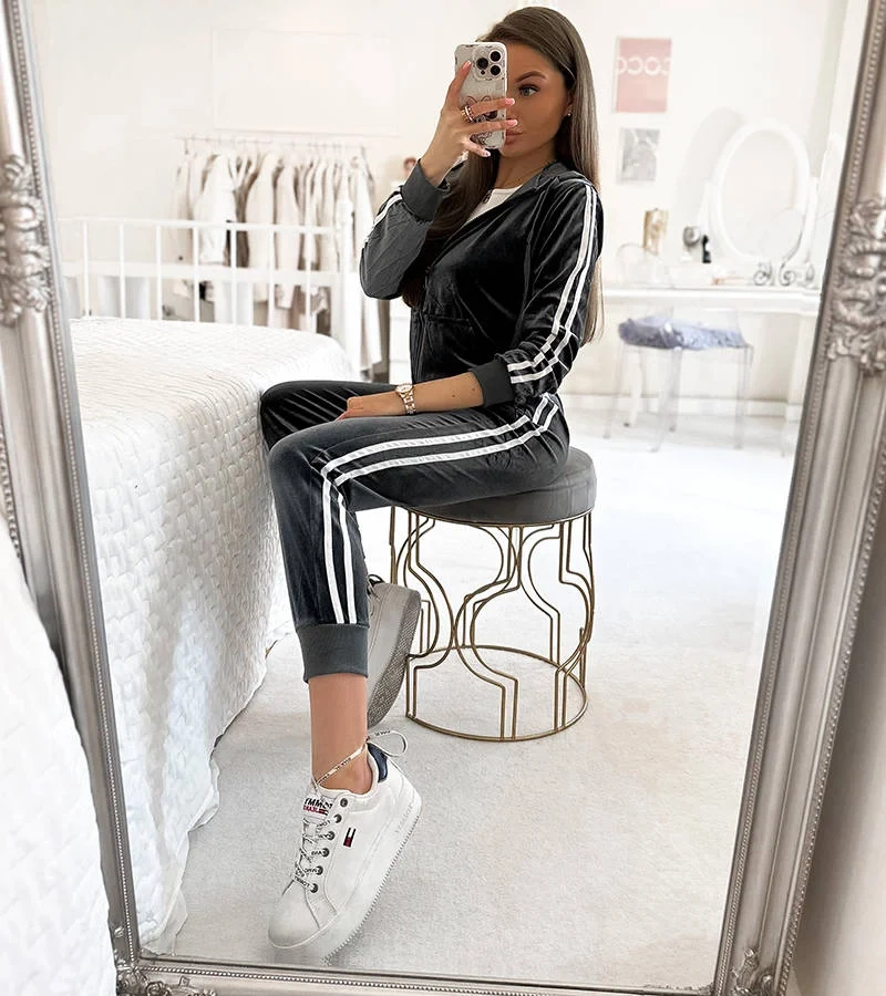 Proste spodnie damskie