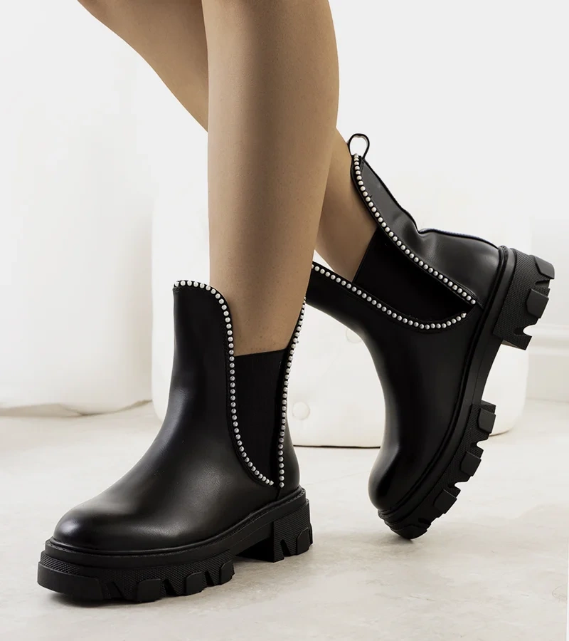 Czarne botki z eko-skóry