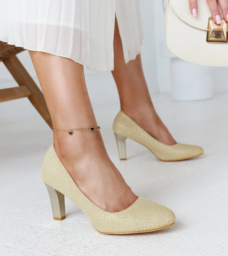 Złote błyszczące czółenka ze skórzaną wkładką