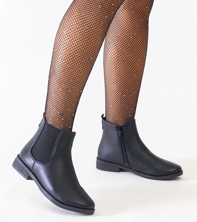 Czarne klasyczne botki z elastyczną wstawką eko-skóra