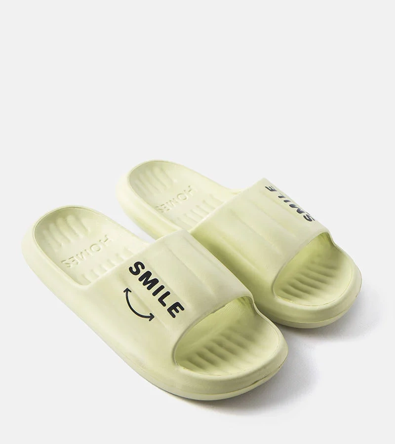 Zielone sportowe klapki