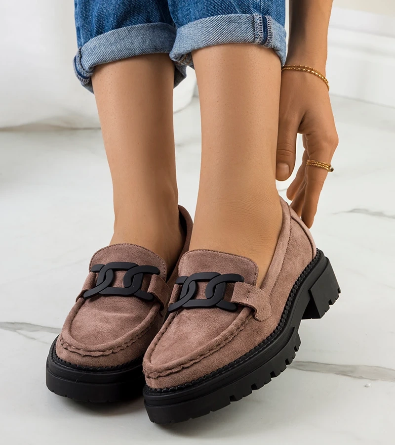 Półbuty brązowe z eko-zamszu na masywnej podeszwie