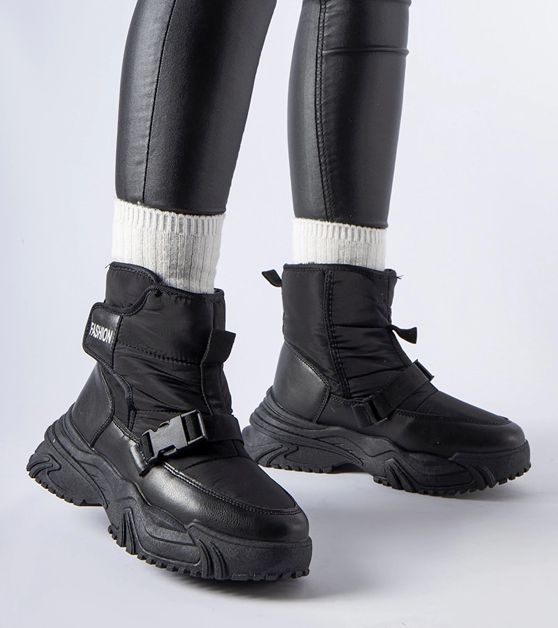 Czarne ocieplane śniegowce na rzep