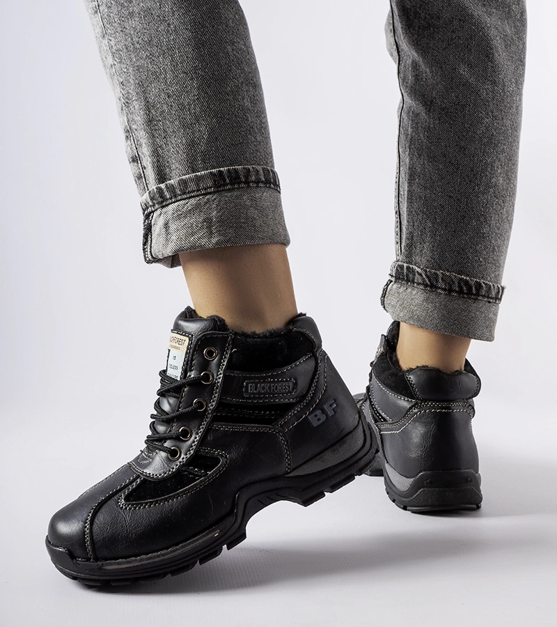 Czarne zimowe workery