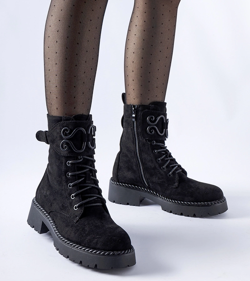 Czarne ozdobne workery eko-zmsz