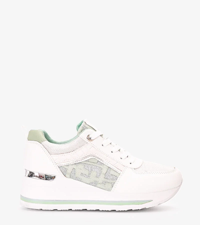 Sneakersy na koturnie