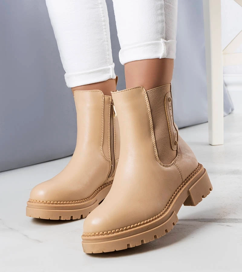 Beżowe ocieplane botki z eko-skóry