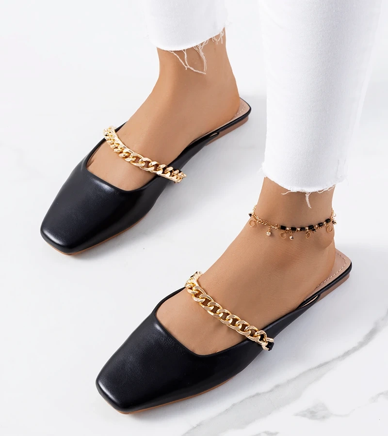 Damskie czarne klapki