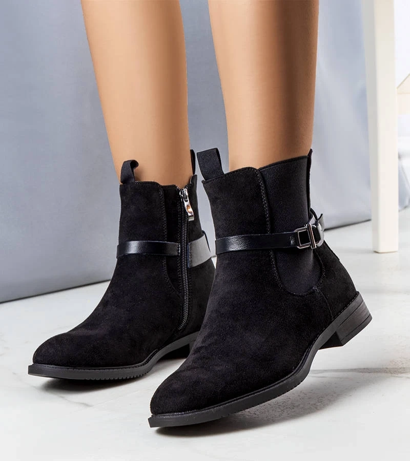 Czarne ocieplane botki z eko-zamszu