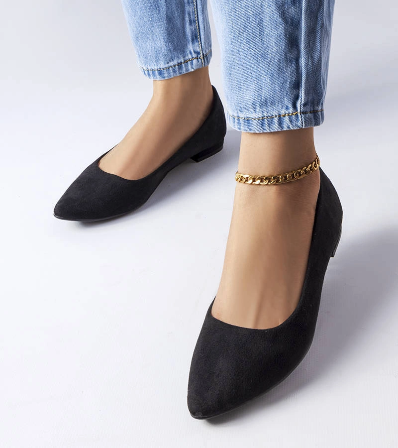 Czarne balerinki z eko-zamszu na niskim obcasie