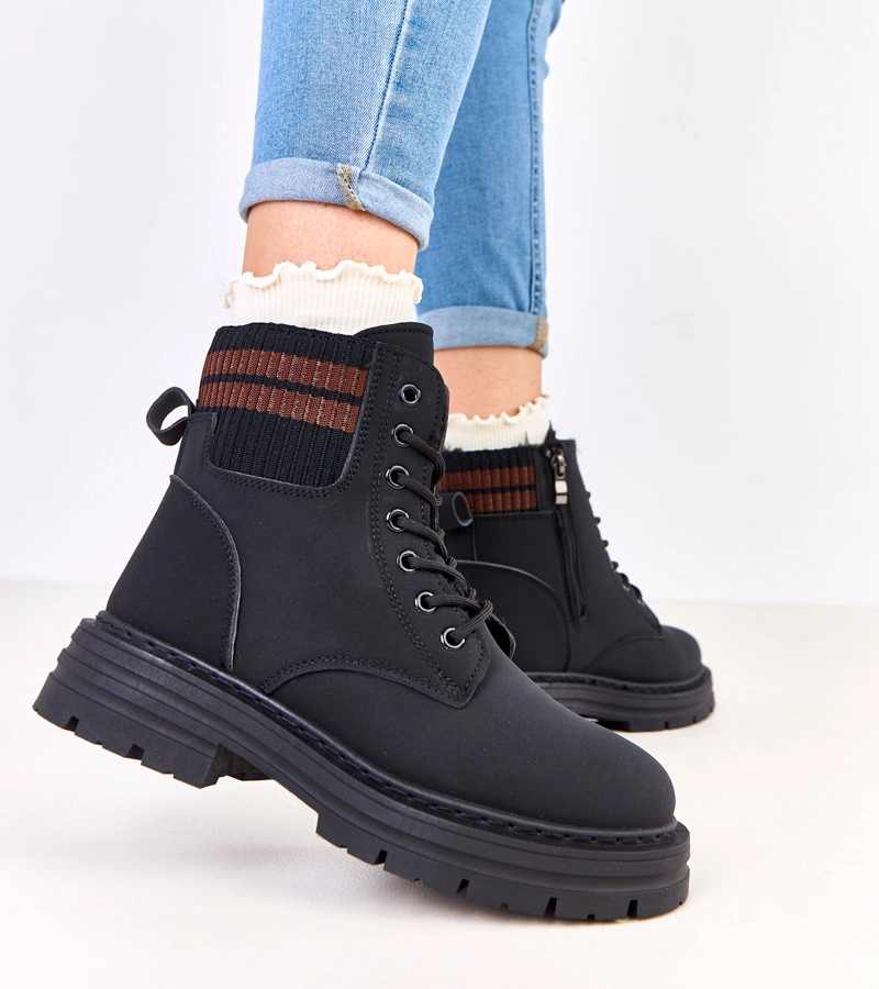 Hers Czarne traperki ocieplane z ekoskóry matowej