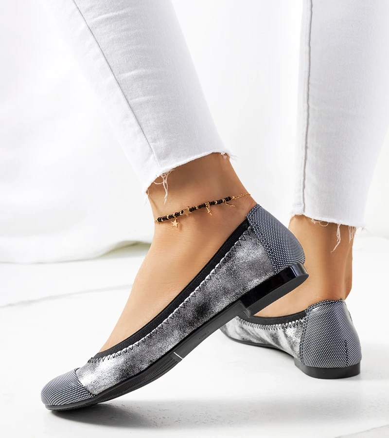 Grafitowe balerinki w kropeczki