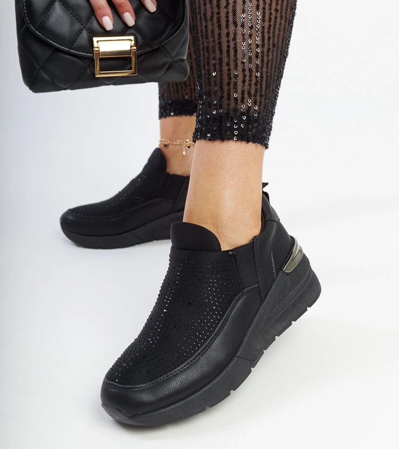 Czarne sneakersy na koturnie z cyrkoniami