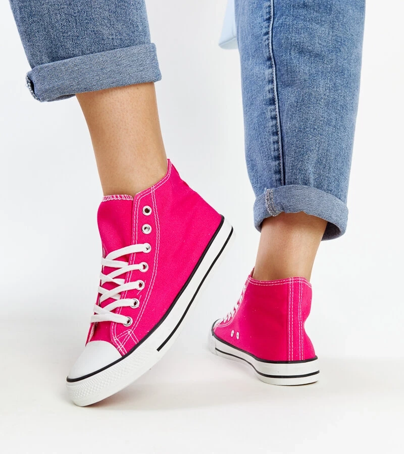 Ciemnoróżowe wysokie trampki