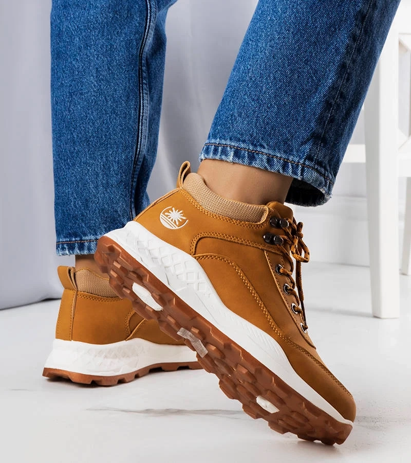 Brązowe ocieplane trekkingi damskie