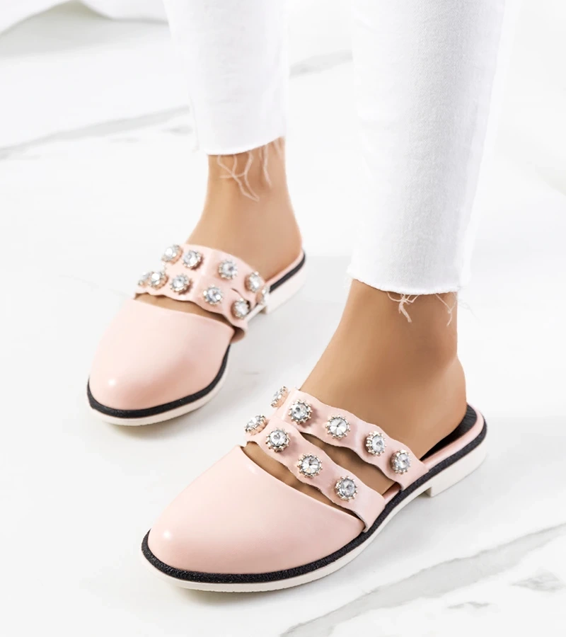 Czarne casualowe klapki