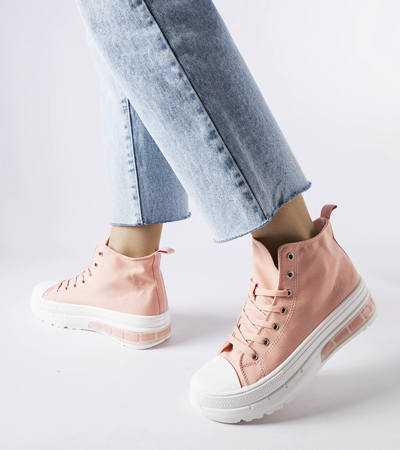 Różowe trampki za kostkę