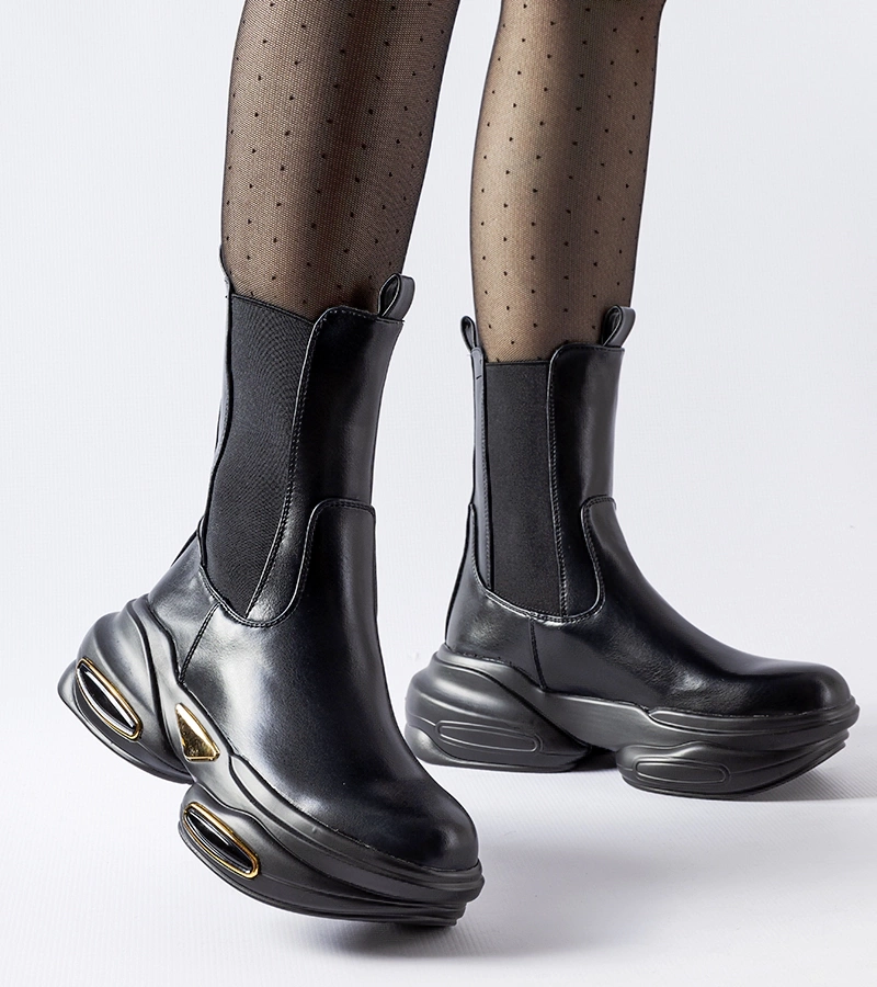 Czarne wsuwane masywne botki