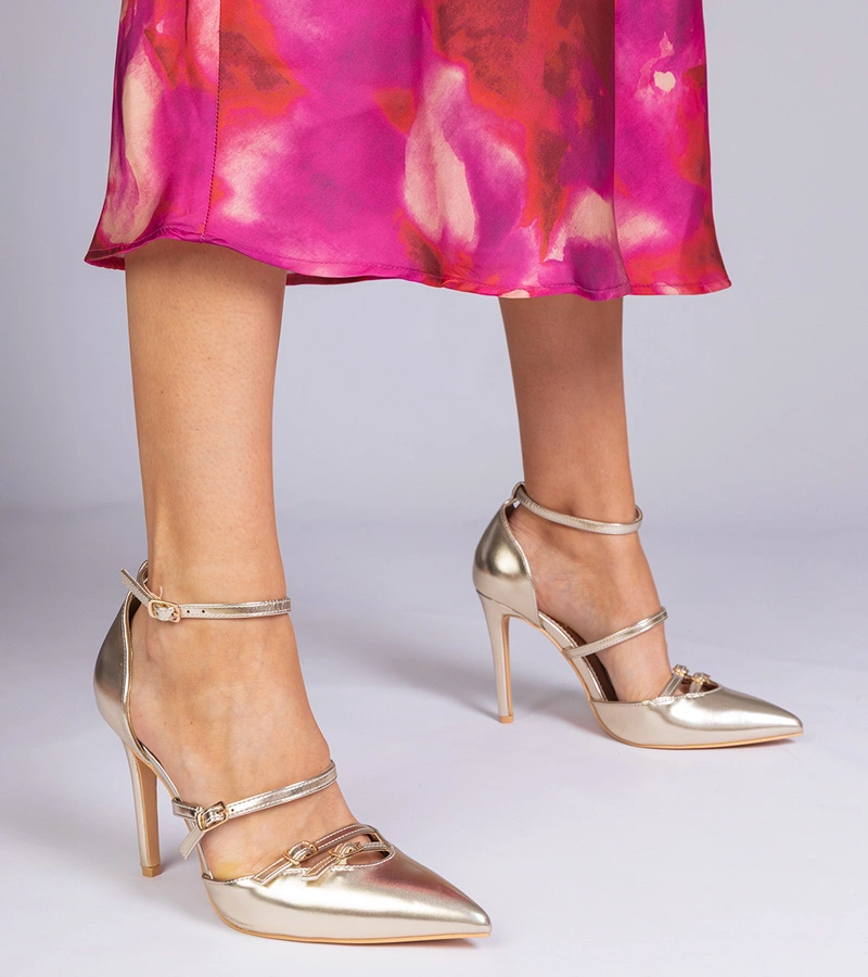 Hers Złote czółenka na szpilce zapinane wokół kostki