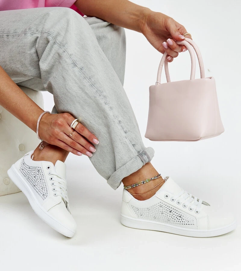 Białe sportowe trampki z cyrkoniami