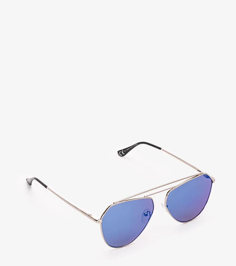 Niebieskie okulary pilotki