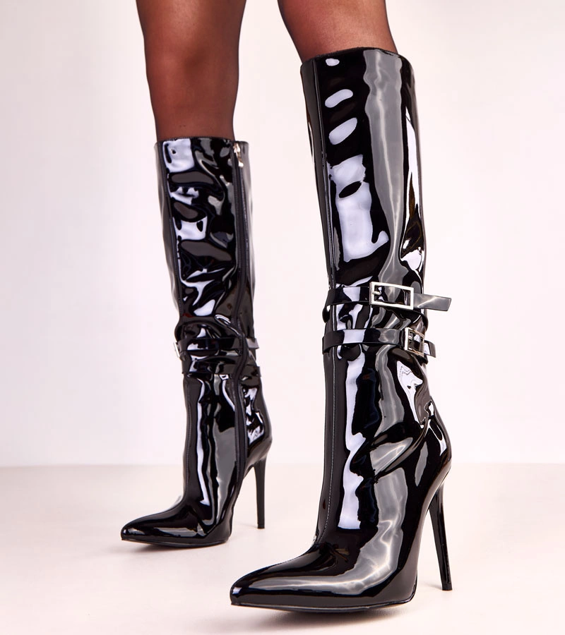 Hers Czarne kozaki lakierowane z ozdobną sprzączką