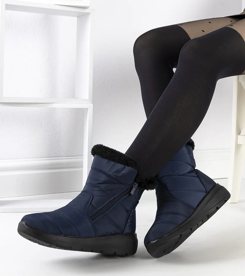 Granatowe śniegowce