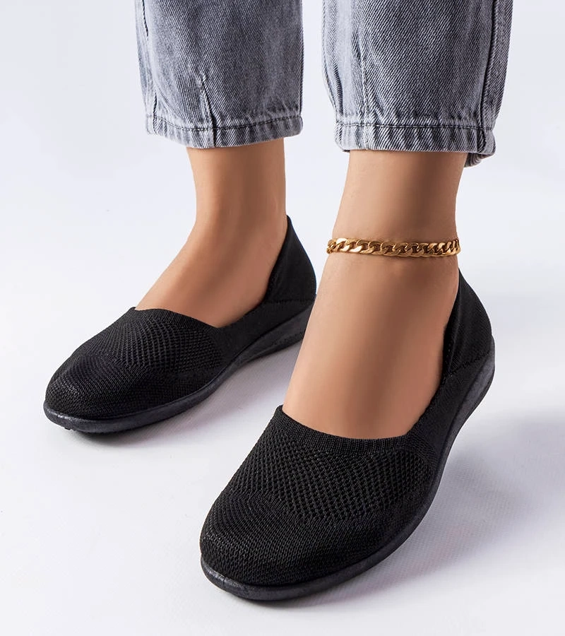 Czarne materiałowe balerinki