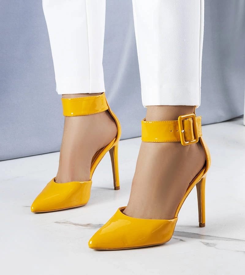 Pomarańczowe lakierowane szpilki