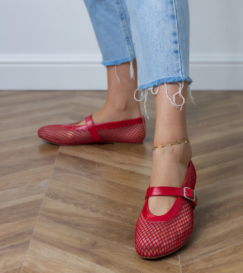 Hers Czerwone balerinki siateczkowe ze sprzączką