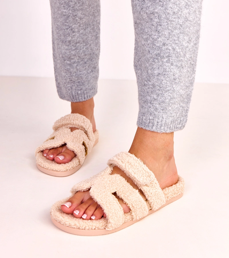 Hers Beżowe futrzane kapcie z otwartym przodem