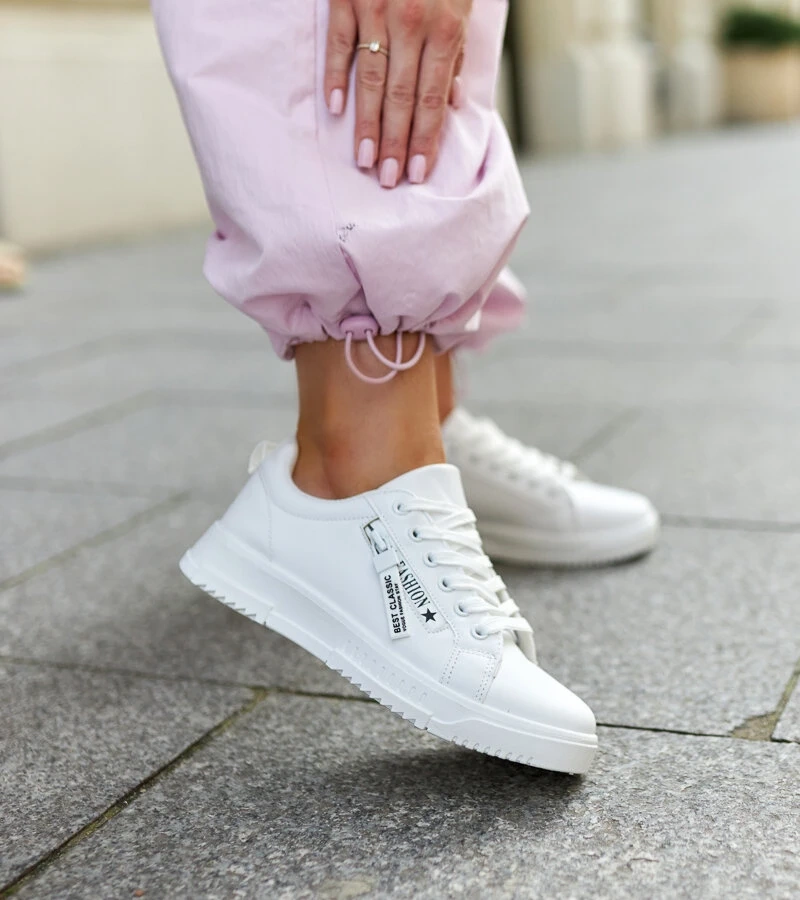 Białe sneakersy eko skóra