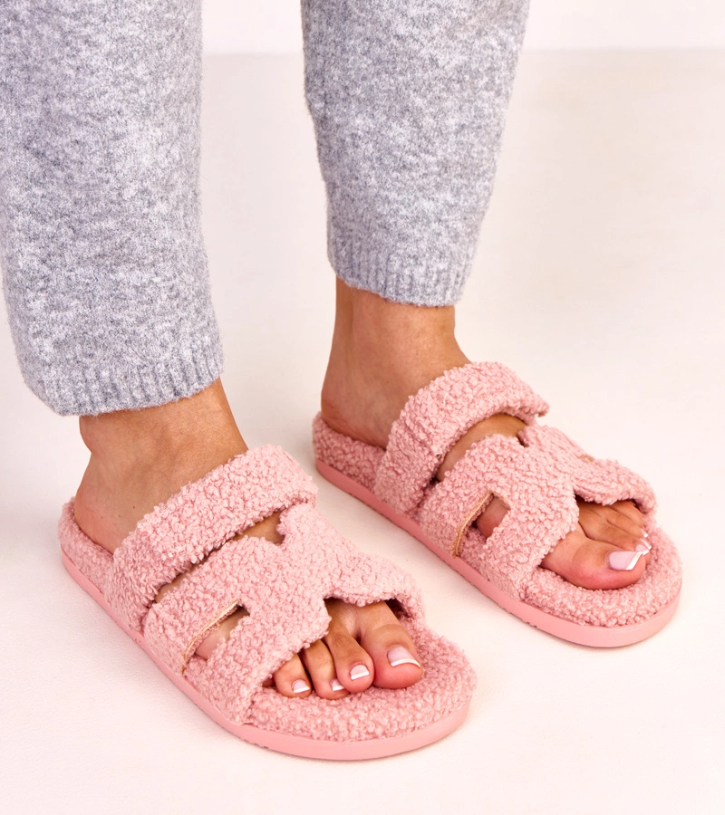 Hers Różowe futrzane kapcie z otwartym przodem