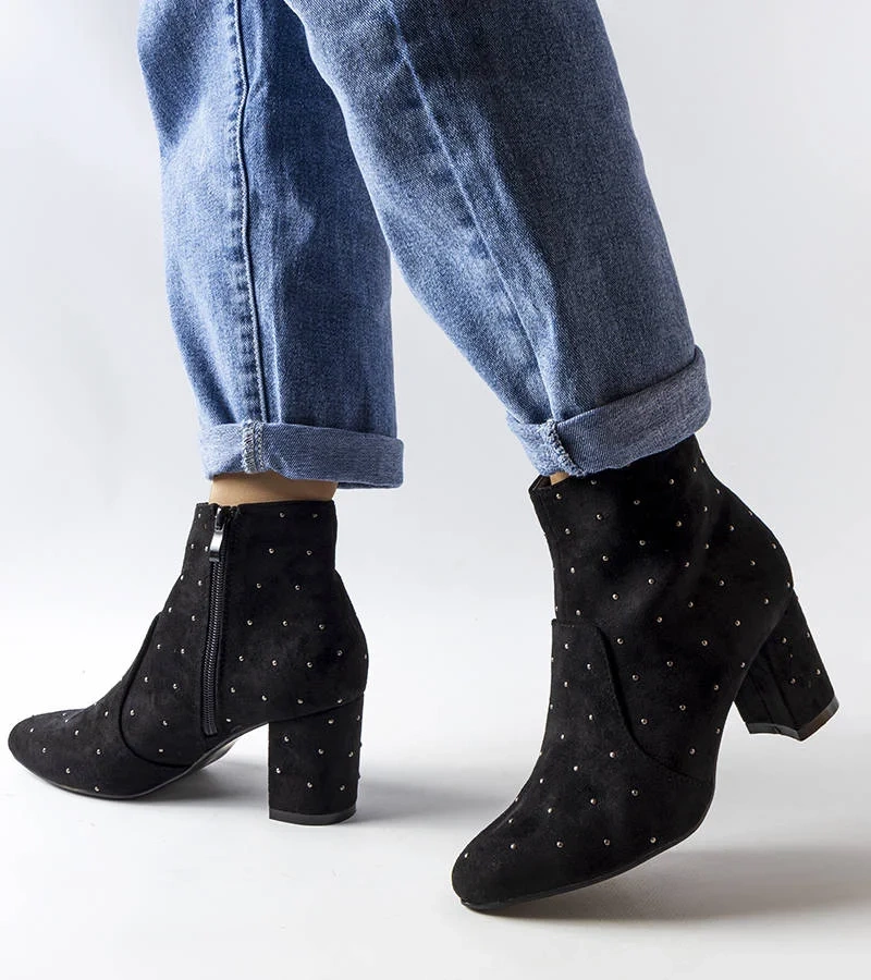 Czarne botki z dżetami eko zamsz