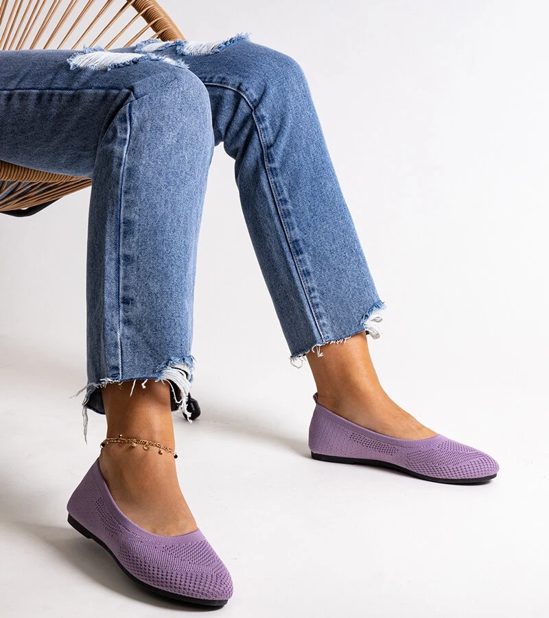 Fioletowe baleriny materiałowe